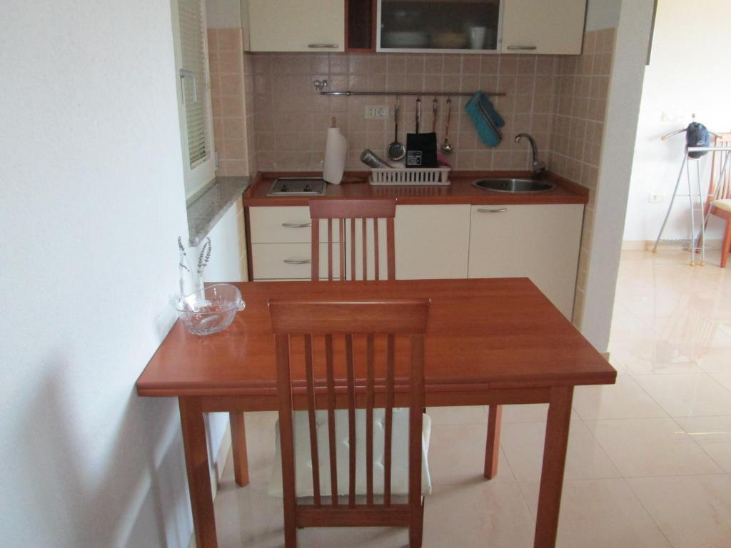 Apartments Villa Fernetich Premantura Habitación foto